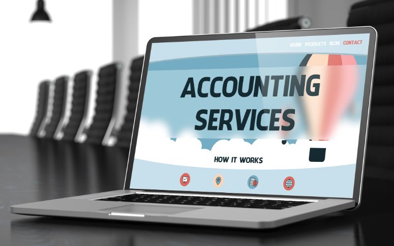 small-business-accountant-laptop-min